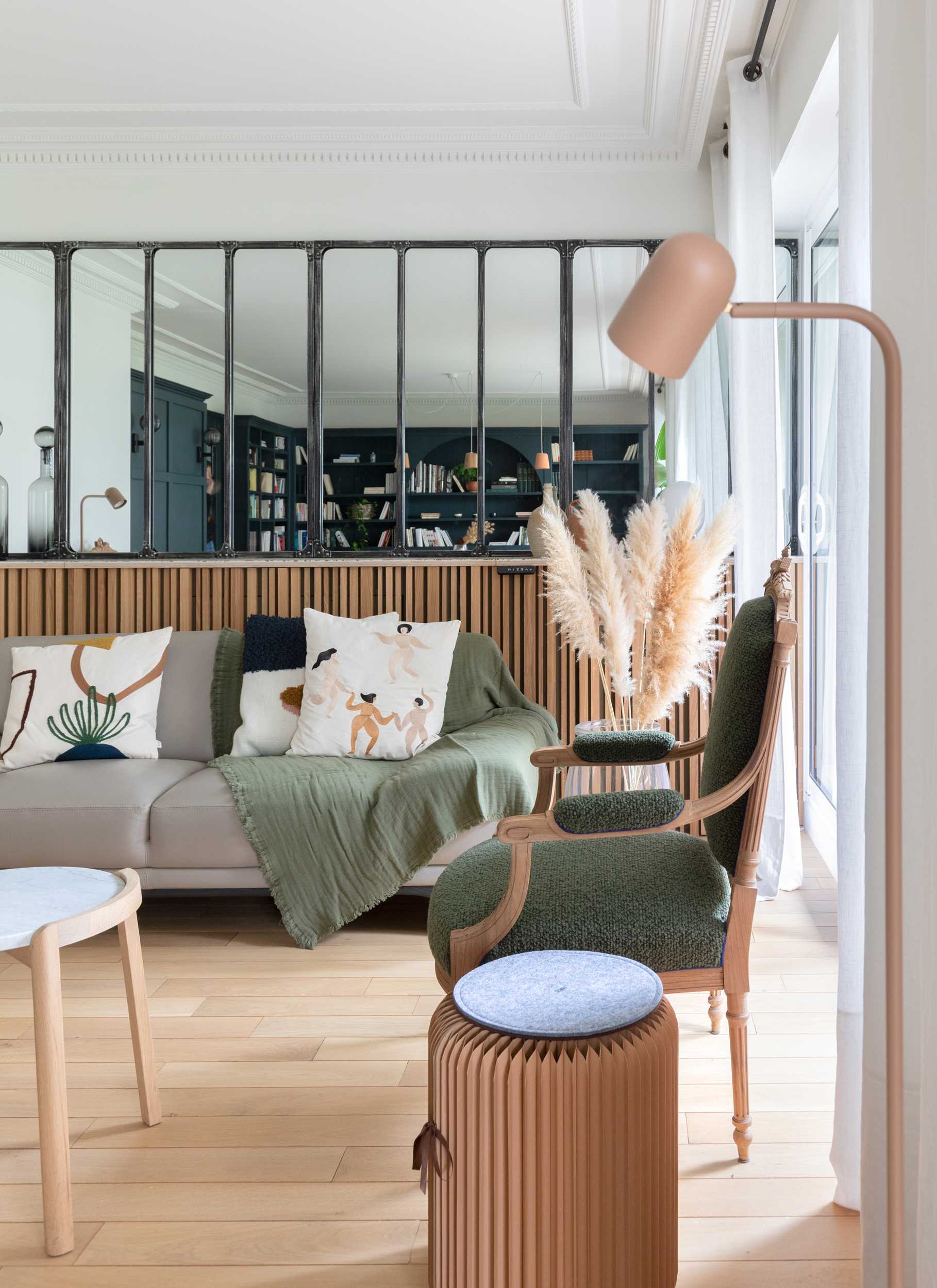 An interior designer renovates an old apartment in Toulon